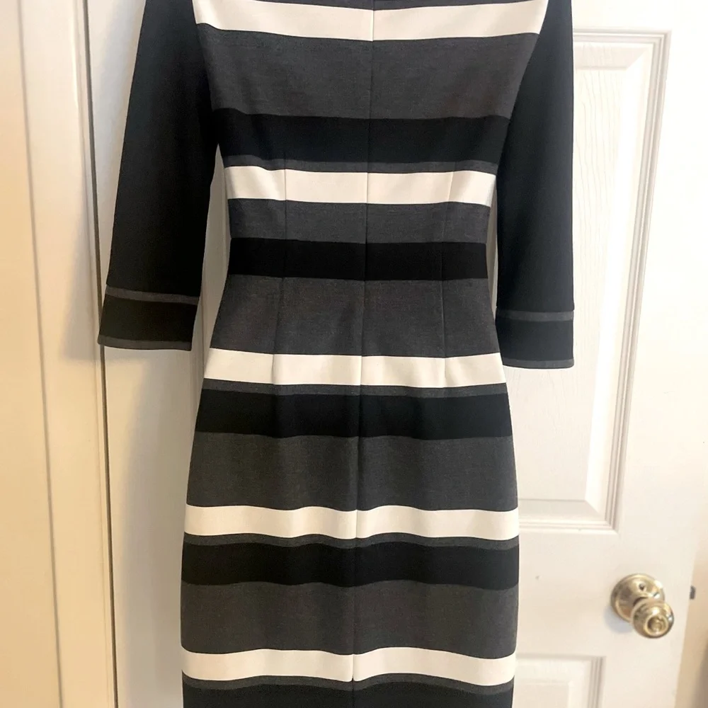 White House Black Market beautiful dress